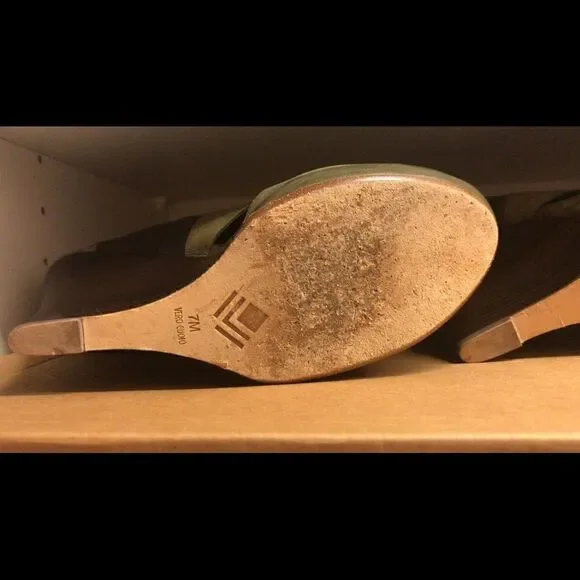 Stylish wedge shoes    - Picture 4 of 4